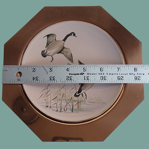 Vintage 1950s Fantasy Copperware Wall-hanging with Canada Geese Ceramic Plate - Picture 5 of 5